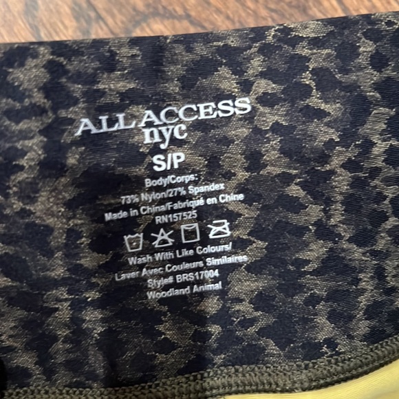 All Access Leggings - Picture 3 of 4